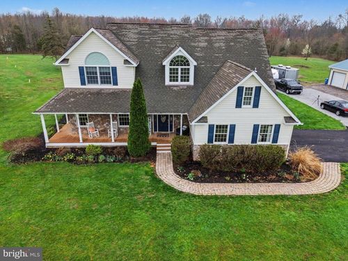 105 Saint Johns Rd W, LITTLESTOWN, PA, 17340-9012 | Card Image