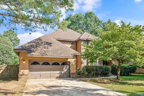 103 Heatherwood Dr, Madison, AL, 35758-8669 | Card Image