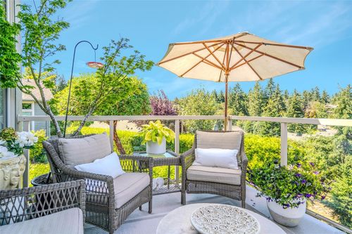 3568 Goodrich Rd, Nanoose Bay, BC, V9P9K9 | Card Image