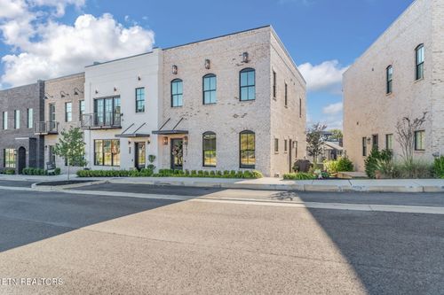 156-9827 Clingmans Dome Dr, Knoxville, TN, 37922-9443 | Card Image