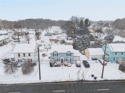 2941 Pawtucket Ave, Riverside, RI, 02915-4962 | Card Image