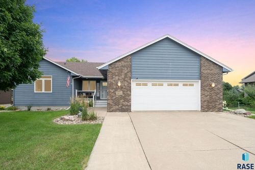 3604 W 90th St, Sioux Falls, SD, 57108-6279 | Card Image