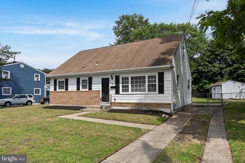 4 Devon Rd, MARLTON, NJ, 08053-2239 | Card Image