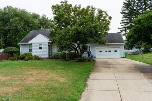 1454 Hagey Dr, Barberton, OH, 44203-7723 | Card Image