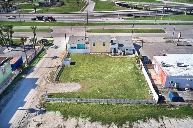 3302 Surfside Blvd, House other with 4 bedrooms, 3 bathrooms and null parking in Corpus Christi TX | Image 33