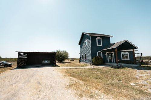 6147 Pfeil Rd, Schertz, TX, 78154-6106 | Card Image
