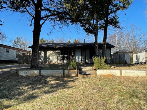 117 E Prospect St, Denison, TX, 75021-6735 | Card Image