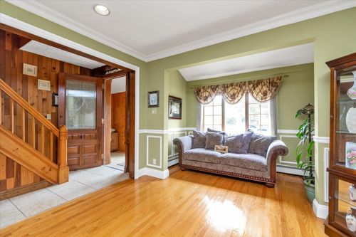 41 Carman Ave, East Rockaway, NY, 11518-1132 | Card Image