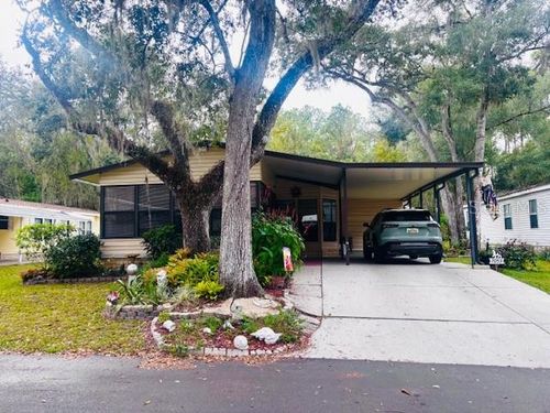 7053 Spanish Moss Ln, Brooksville, FL, 34601-6825 | Card Image