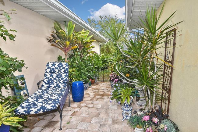 8 - 714 Brightside Crescent Drive, House other with 2 bedrooms, 2 bathrooms and null parking in Venice FL | Image 34