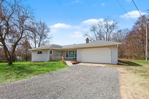 29054 56th St, Bangor, MI, 49013-9740 | Card Image