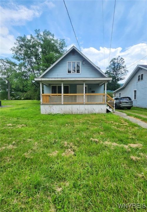 612 Wildwood Ave, Salamanca, NY, 14779-1626 | Card Image