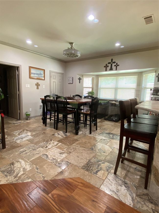 1631 Greenway Ct, House other with 3 bedrooms, 2 bathrooms and null parking in Midlothian TX | Image 11