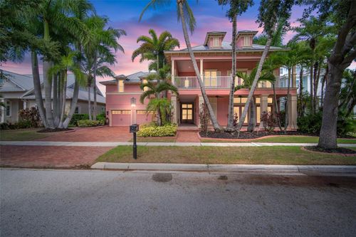 825 Islebay Dr, APOLLO BEACH, FL, 33572-3381 | Card Image