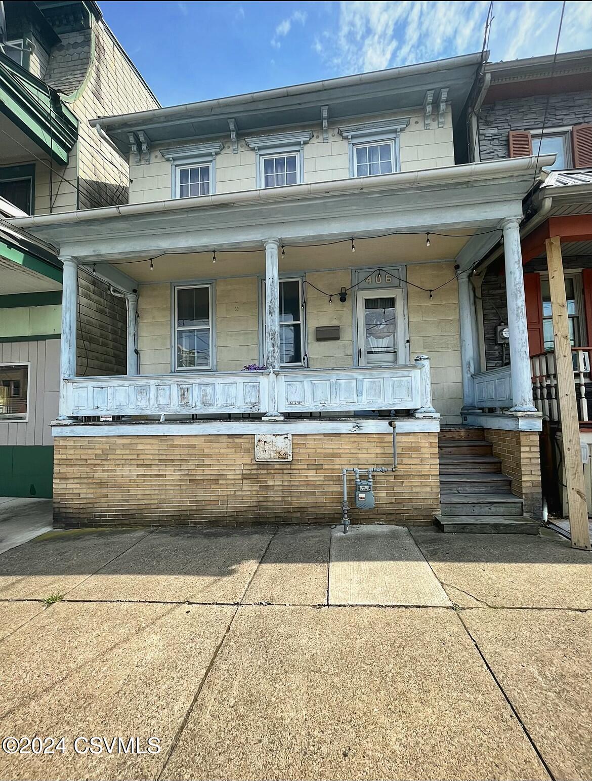 Spruce St, Shamokin, PA 17872