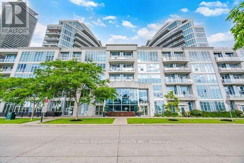 330-58 Marine Parade Dr, Etobicoke, ON, M8V4G1 | Card Image