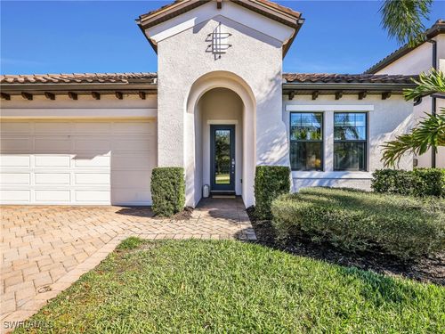 4743 Abaca Cir, NAPLES, FL, 34119-9828 | Card Image