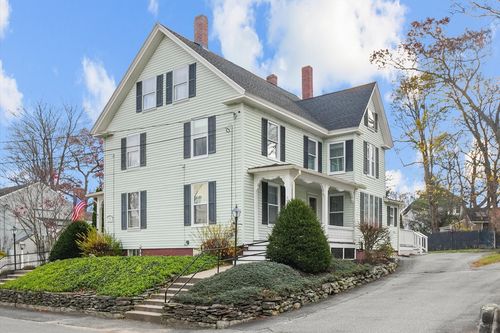 10-10 Vendome St, Merrimac, MA, 01860-1437 | Card Image