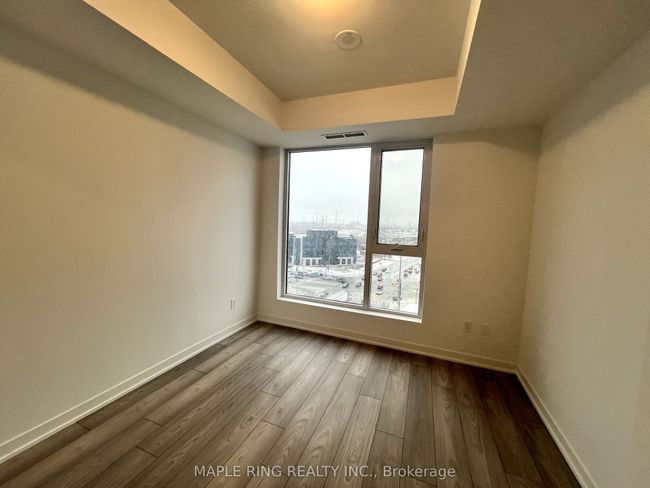 925 - 498 Caldari Rd, Condo with 2 bedrooms, 1 bathrooms and 1 parking in Vaughan ON | Image 6
