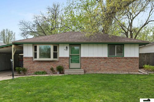 6833 Garland St, Lincoln, NE, 68505-2931 | Card Image