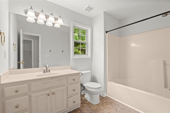 194 Lake Ruby Dr, House other with 6 bedrooms, 4 bathrooms and null parking in Suwanee GA | Image 43