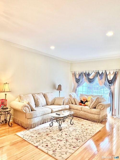 25-296 Hamilton Avenue, Norwich, CT, 06360 | Card Image