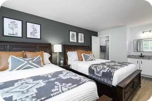 apt-d5-200 Golfview Dr, Branson, MO, 65616-4160 | Card Image