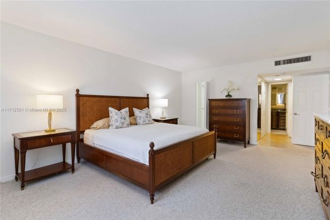 2030 - 3450 S Ocean Blvd, Condo with 2 bedrooms, 2 bathrooms and null parking in Palm Beach FL | Image 11