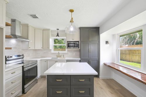 534 Magnolia Bend Street, League City, TX, 77573 | Card Image