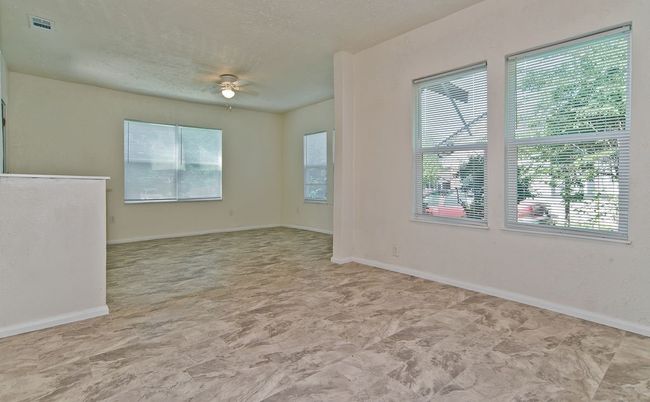 3011 Spurlock St, House other with 3 bedrooms, 2 bathrooms and null parking in Dallas TX | Image 13