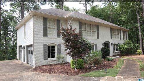 928 Riverchase Pkwy W, Hoover, AL, 35244-1627 | Card Image