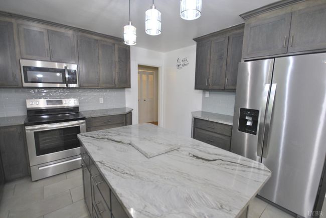 112 Half Moon Ln, House other with 3 bedrooms, 3 bathrooms and null parking in Rustburg VA | Image 10