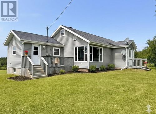 289 Clark Rd, Elmsdale, PE, C0B1K0 | Card Image