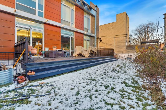 UNIT-2S - 2041 W Roscoe St, Condo with 3 bedrooms, 2 bathrooms and 1 parking in CHICAGO IL | Image 31