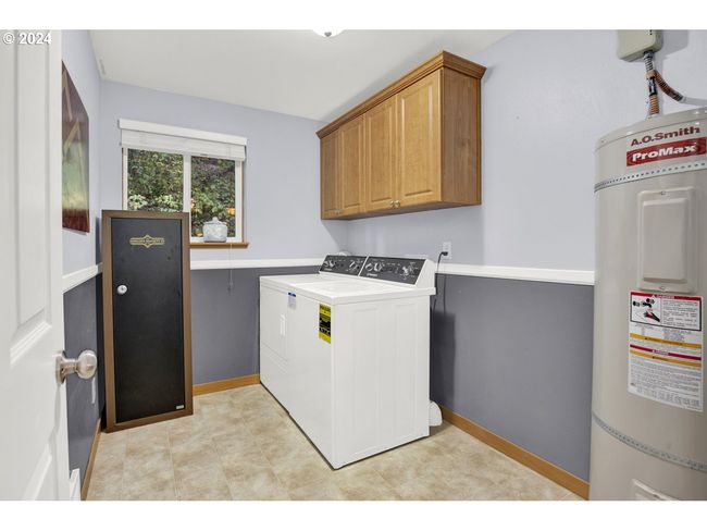 19500 S Rockie Dr, House other with 4 bedrooms, 2 bathrooms and 2 parking in Mulino OR | Image 12