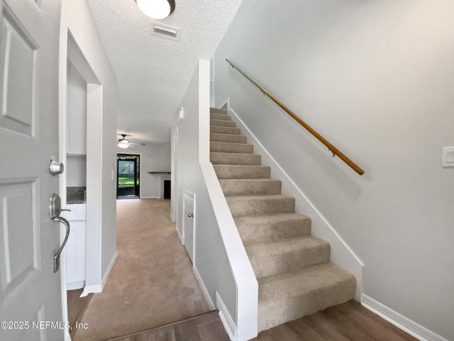 2233 - 7620 Baymeadows Cir W, Condo with 2 bedrooms, 3 bathrooms and null parking in Jacksonville FL | Image 6