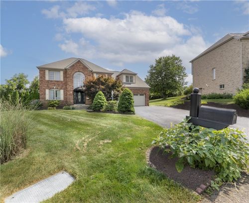 6 Martha Ct, Canonsburg, PA, 15317-5219 | Card Image