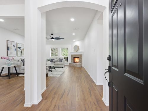 6600 Silver Oak Ln, Fort Worth, TX, 76135-5377 | Card Image