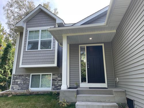 2552 Savage Ln, Little Canada, MN, 55117-1601 | Card Image