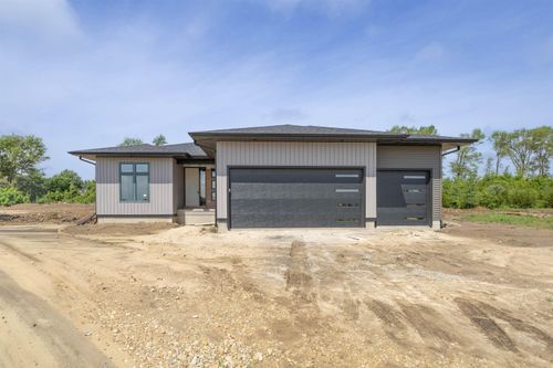 4713 Luke St, Cedar Falls, IA, 50613-8361 | Card Image