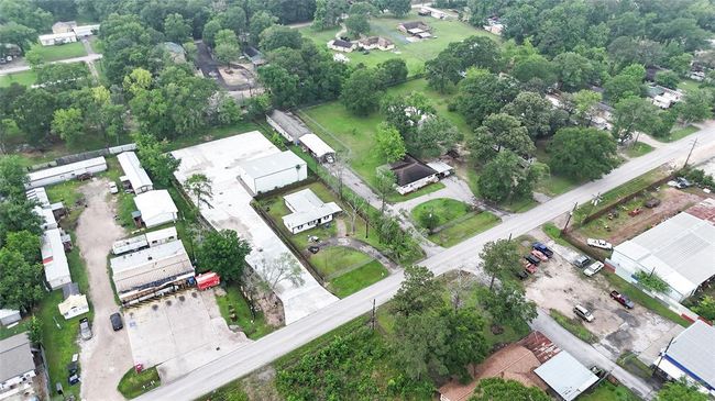 22316 E Martin Dr, House other with 4 bedrooms, 2 bathrooms and null parking in Porter TX | Image 4