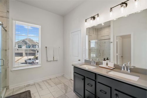 648 Silver Pear Ct, Montgomery, TX, 77316-3308 | Card Image