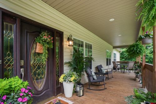 90 King Rd, Weaverville, NC, 28787-9351 | Card Image