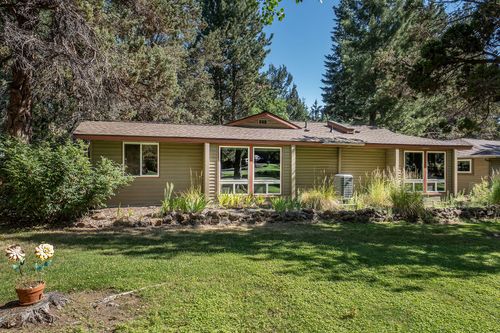 20783 Canterbury Ct, Bend, OR, 97702-2240 | Card Image