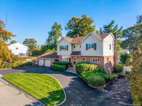 18 Violet Rd, Bayville, NY, 11709-1819 | Card Image