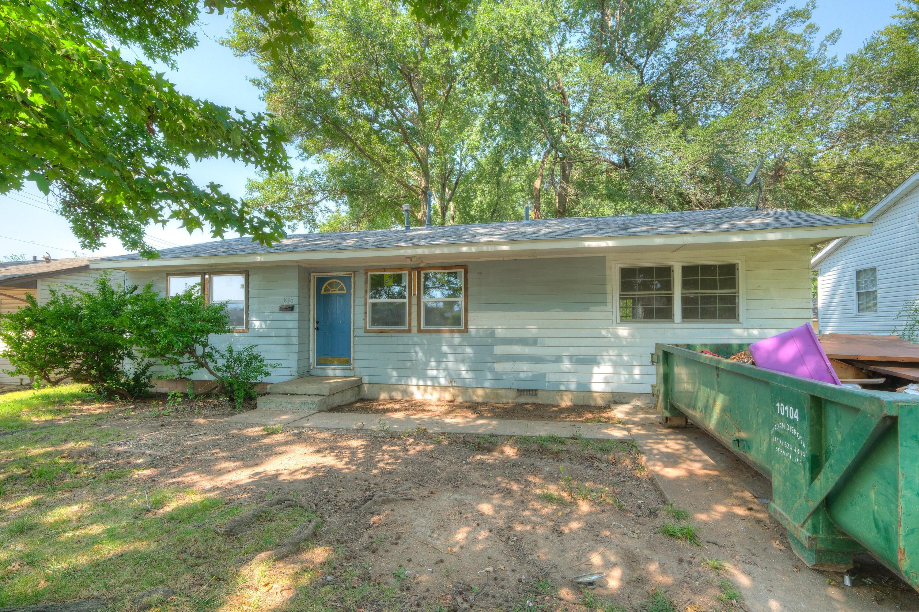 Saint Louis Ave, Joplin, MO 64801
