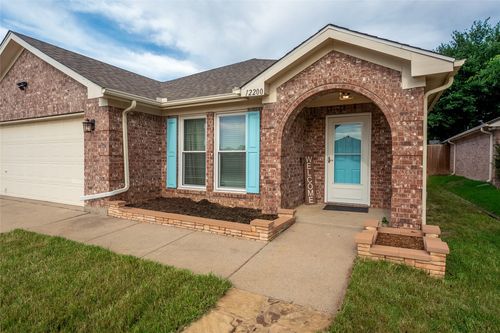 12200 Rolling Ridge Dr, Burleson, TX, 76028-7548 | Card Image