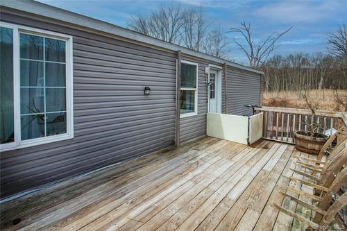 9 Lily Ct, Highland Mills, NY, 10930-5107 | Card Image