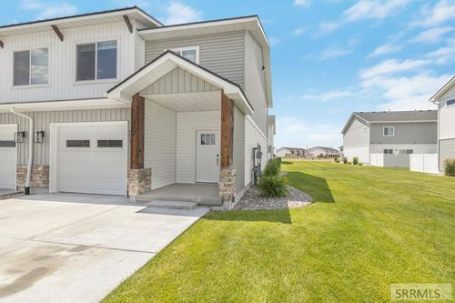 448 S 3rd W, Sugar City, ID, 83448-1252 | Card Image