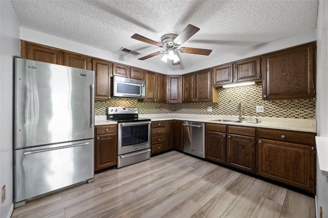 APT-116 - 2131 1 St Ave Se, Condo with 2 bedrooms, 2 bathrooms and null parking in Cedar Rapids IA | Image 11